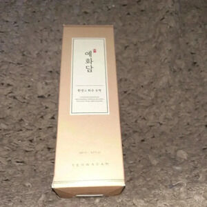 The Face Yehwadam Hwansaenggo Rejuvenating Radiance | Premium Nutrient Enriched